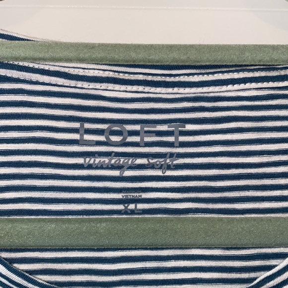 Striped tie-front tee - Picture 3 of 5